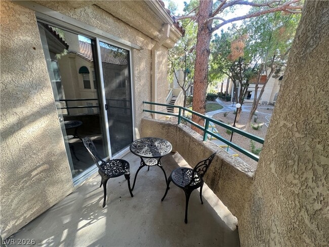 Photo - 2251 Wigwam Pkwy Unit 225