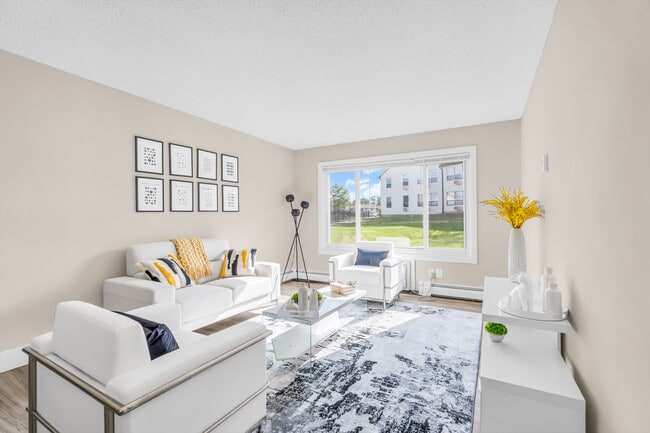 Photo - Prospect Pointe Apt.