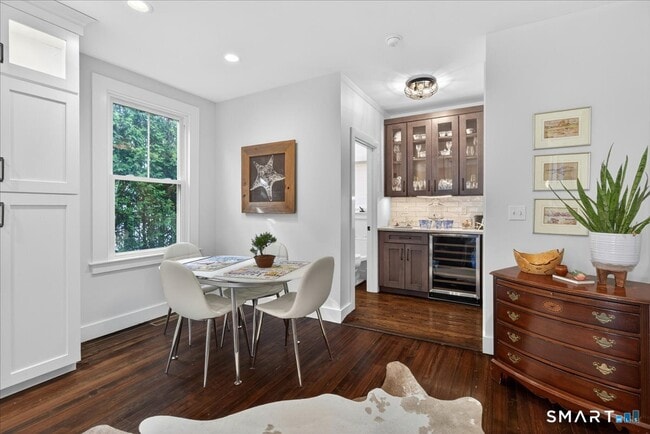 14 Island View Ave