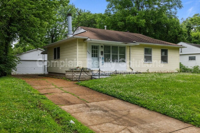 Photo - 1736 Nemnich Rd House