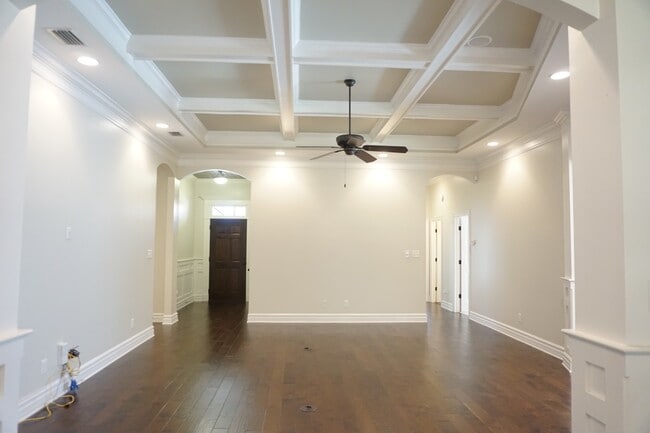 Photo - 4585 San Saba Dr