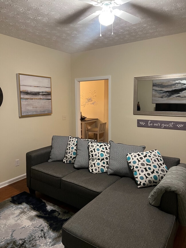 Photo - Room in Apartment on Hill Station Ct