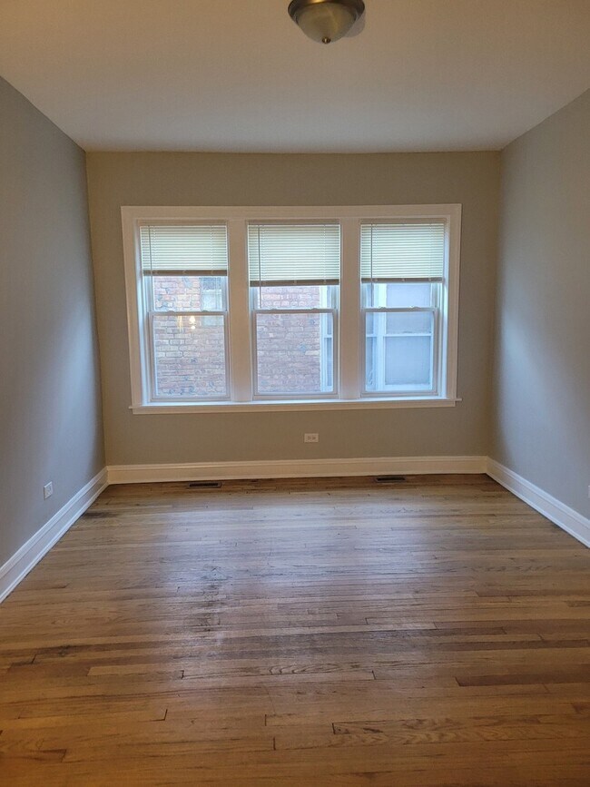 Photo - 6652 S Rockwell St Unit 1-N