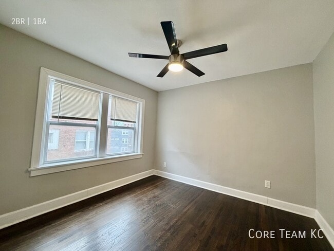 Photo - 217 E 46th St Unidad 211-1E