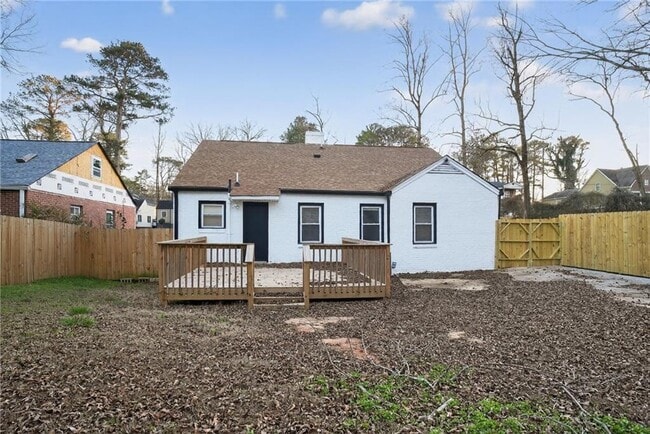Photo - 1439 Westboro Dr SW