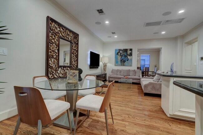 Photo - 5313 Fayette St