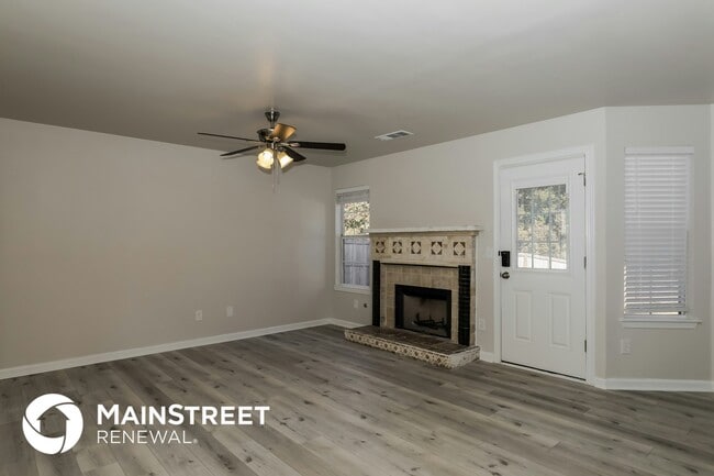 Photo - 1055 Field View Dr