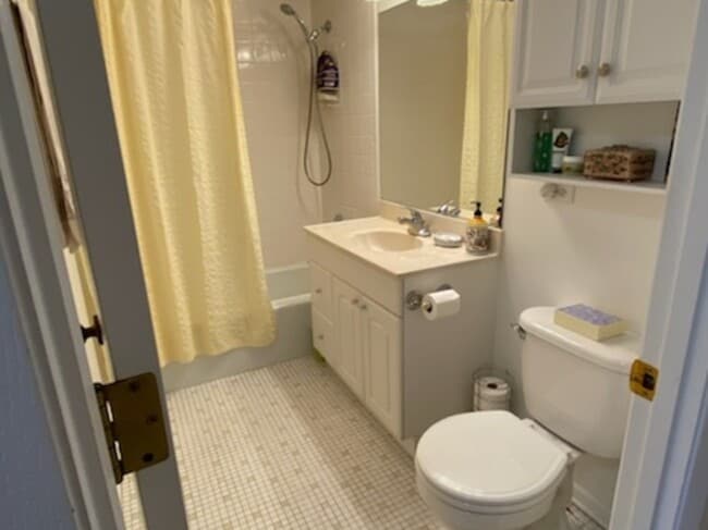 Photo - 1019 N Boxwood Dr Unidad 109