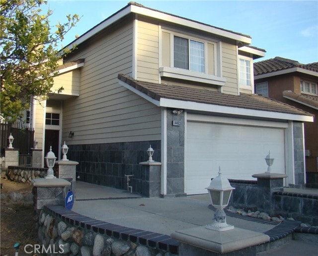 Building Photo - 14403 Autumn Hill Ln