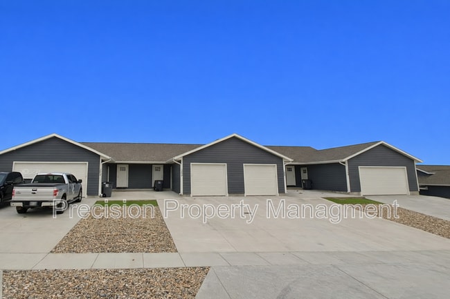 Building Photo - 202 Mcgriff Way