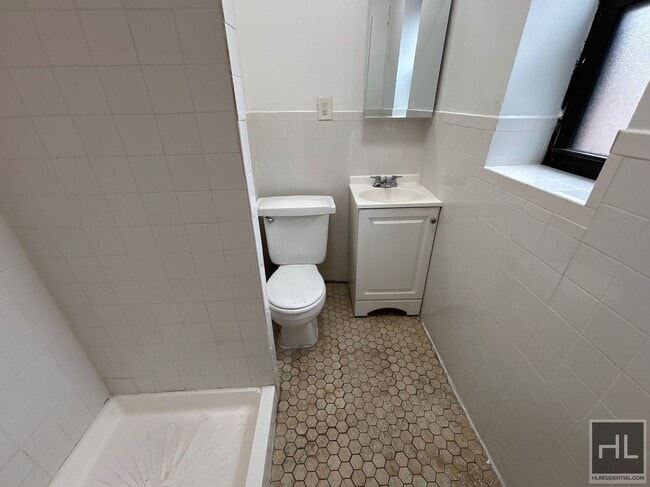 Photo - YORK AVENUE Unit 5E