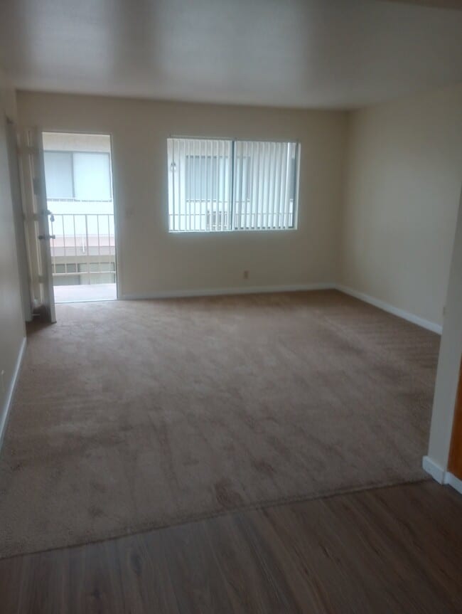 Photo - 9435 California Ave Unit 43