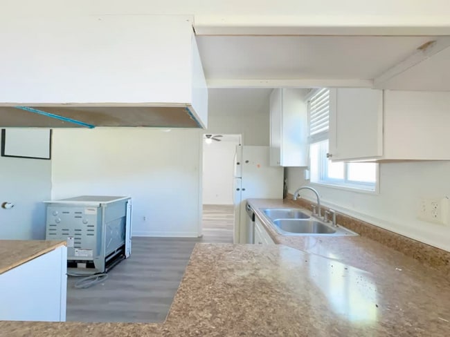 Photo - 2817 Caldwell Dr