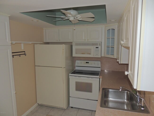 Photo - 291 Cape Shores Cir Unit 20