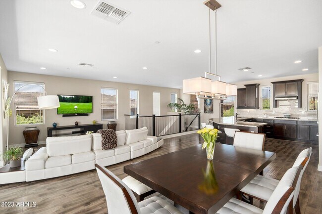 Photo - 10260 E White Feather Ln Unit 2038