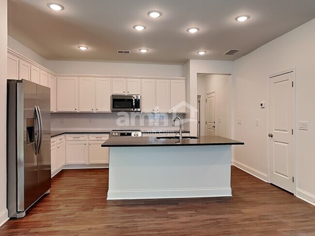 Photo - 90 Spruce Cir