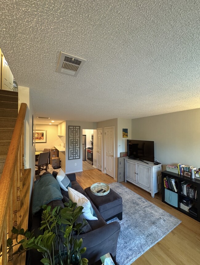 Building Photo - 76 Cherry St Unit 76