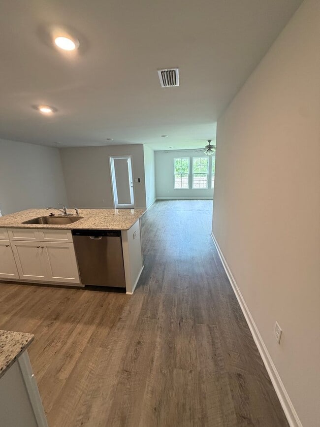 Photo - 9122 Torrington Ln