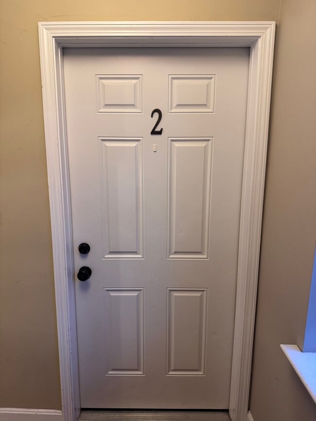 Photo - 330 Park Ave Unidad #2