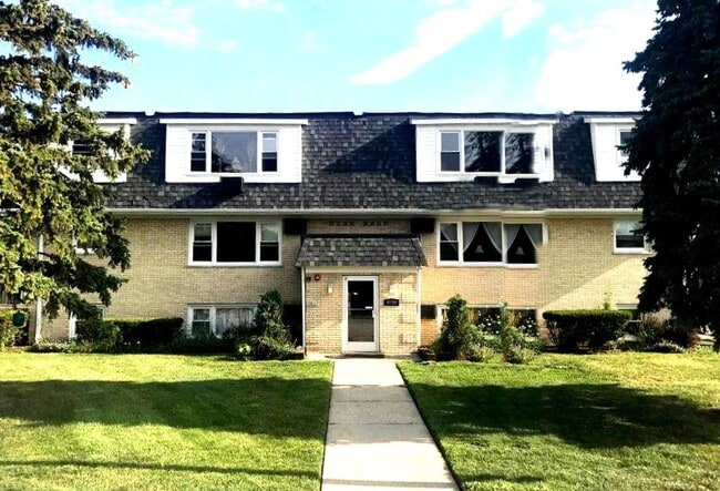 Building Photo - 9709 W Lorraine Dr Unit 1