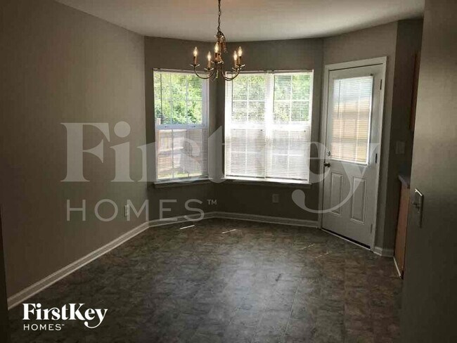 Photo - 7301 Hidden Creek Dr