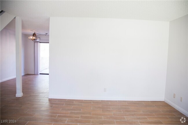 Building Photo - 3937 S Torrey Pines Dr Unit 3937 Rental