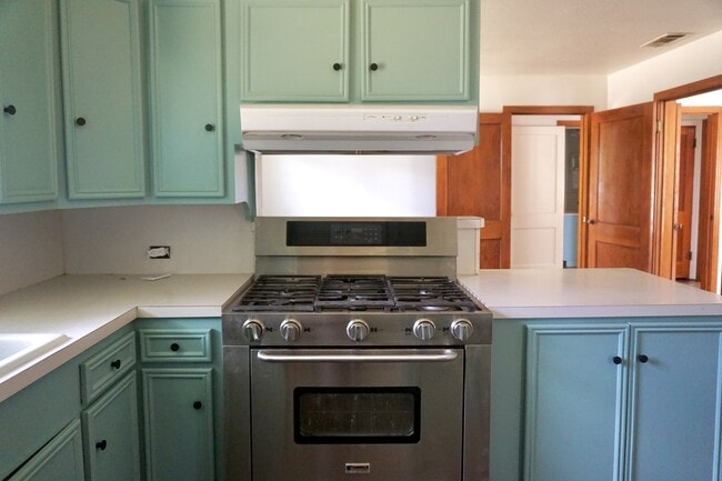 Photo - 2516 Briarwood Ln