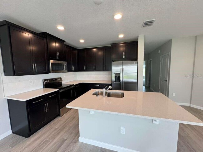 Photo - 5053 Prairie Preserve Run