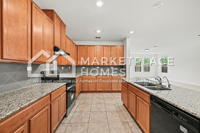 Photo - 3901 Legend Hill