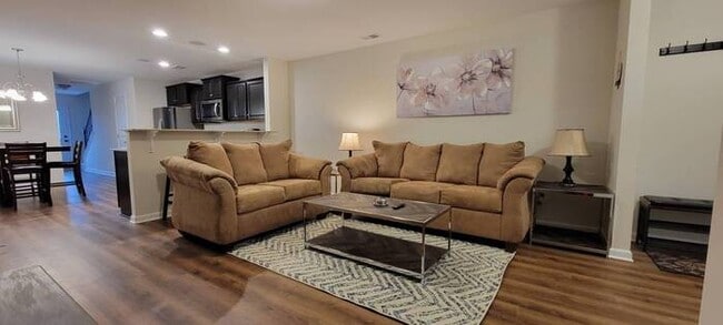 Photo - Furnished rental