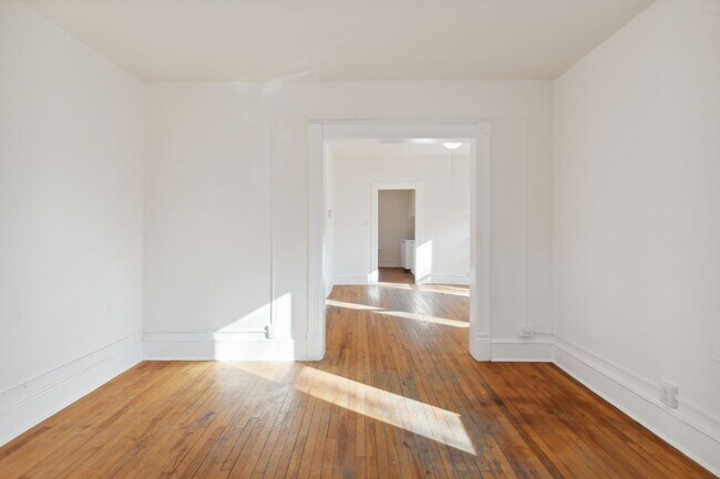 Photo - 224 N Humboldt Ave Unit 1