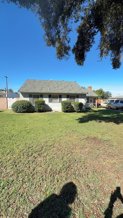 Beautiful 3 Bedroom Home in Riverside - Beautiful 3 Bedroom Home in Riverside