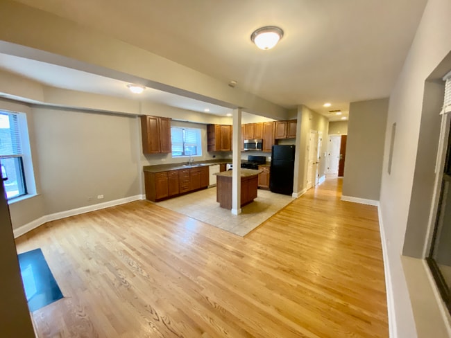 Photo - 6557 S Minerva Ave Unit 2B