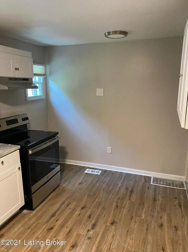 Photo - 856 S 24th St