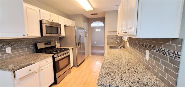 Photo - 2244 Chapman Dr