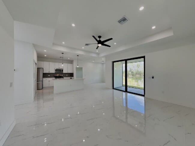 Photo - 2309 NE 39th St