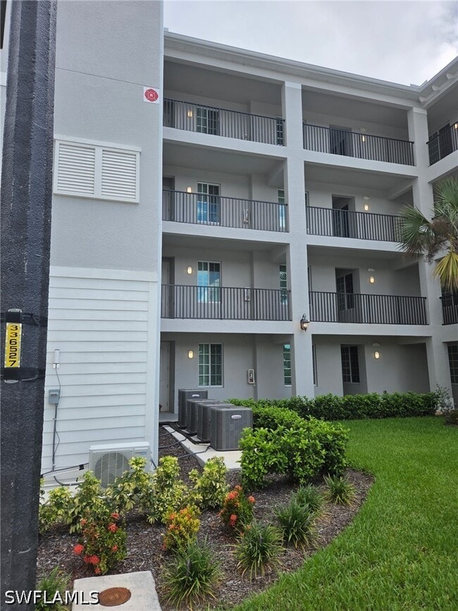 Building Photo - 18421 Copperhead Dr Unit 217