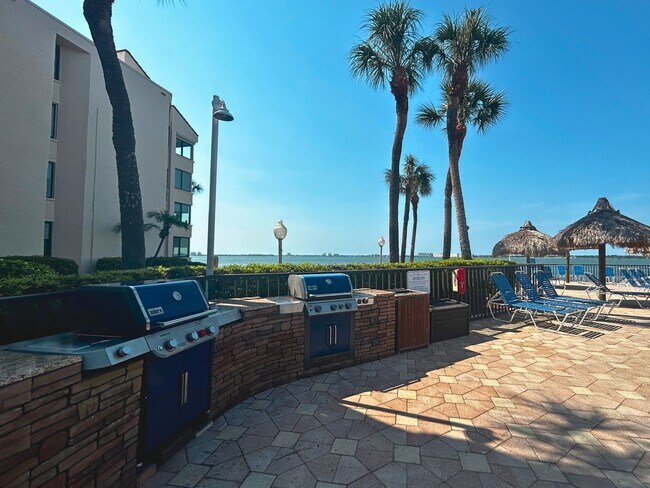 5724 La Puerta Del Sol Blvd S