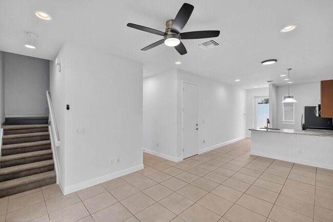 7651 NW 88 Terrace