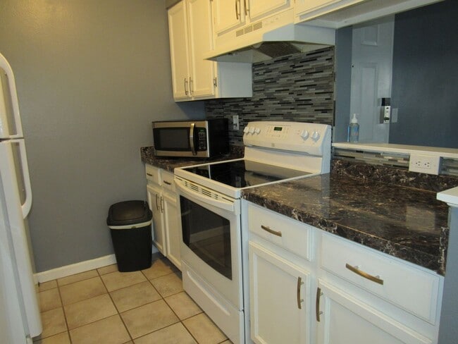 Photo - Cozy Garden Level Condo in Boulder Unit 7