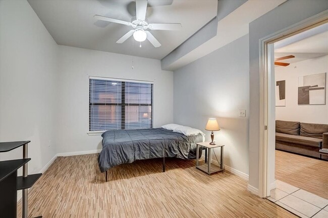 Photo - 2515 Pearl St Unidad 508