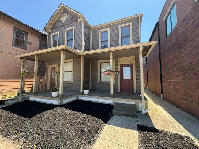 Photo - 311-313 E. 5th Ave Unidad 311E5