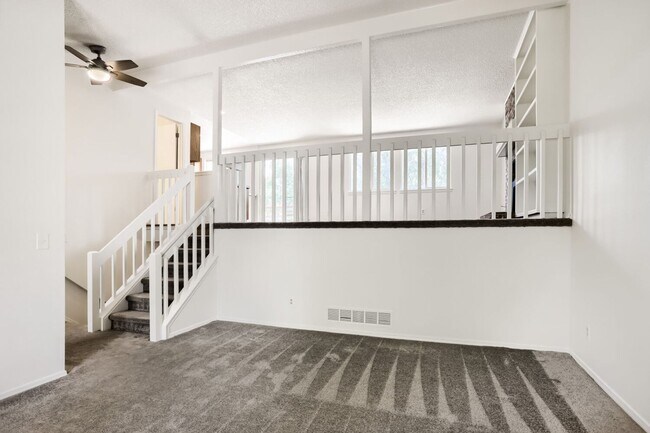 Photo - Gorgeous and Airy N. Boulder 4 bed, 3 bath in Quiet Cul-de-Sac - AVAILABLE NOW