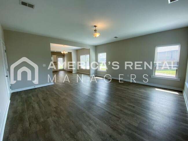 Photo - Home for Rent in Clanton, AL! Available to View Now!