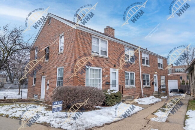 Photo - 3258 S Kinnickinnic Ave