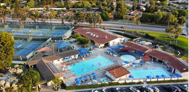 Building Photo - 13114 Polvera Ave Unit B