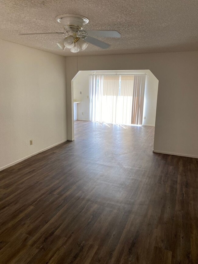 Photo - 5233 W Altadena Ave