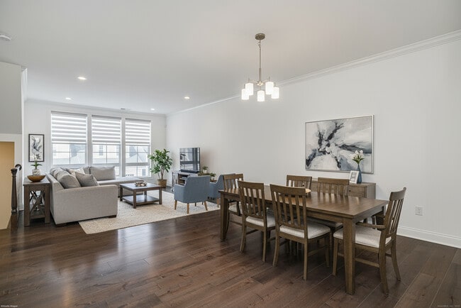 Photo - 8 Brentwood Cir Unit 8