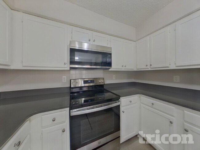 Photo - 7920 Cadmium Ct