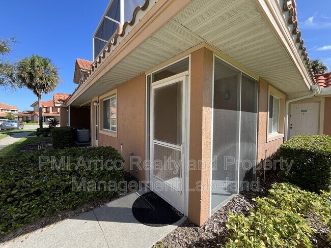 Photo - 8102 Waterview Way